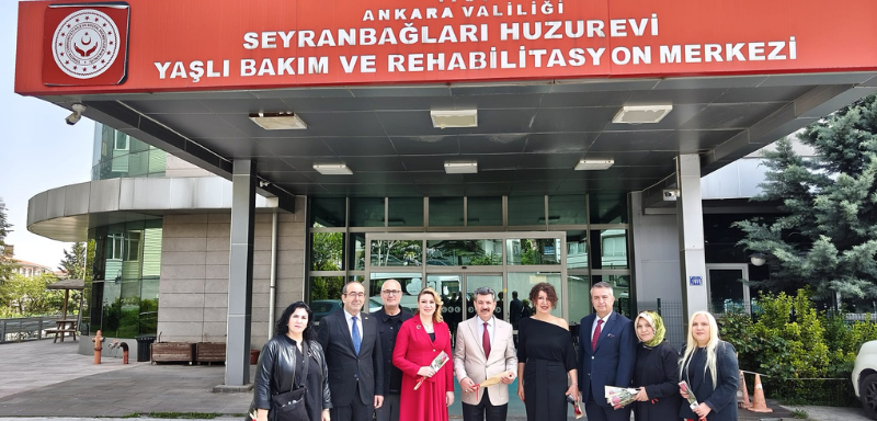 ANNELER GÜNÜ’NDE SEYRANBAĞLARI HUZUREVİ YAŞLI BAKIM VE REHABİLİTASYON MERKEZİ’Nİ ZİYARET EDEREK KIYMETLİ BÜYÜKLERİMİZLE BİR ARAYA GELDİK